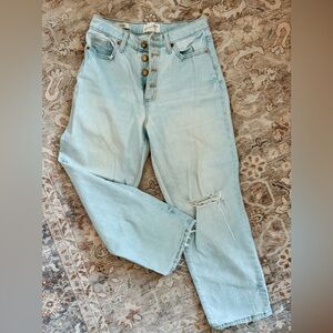 Universal Thread Button Fly Vintage Straight Jeans